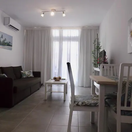 Mareverde D5 Apartment