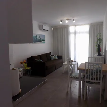 Apartment Mareverde D5 *